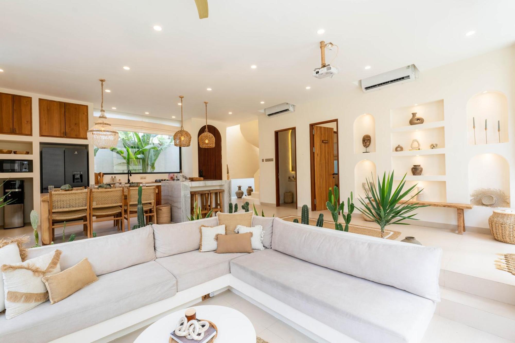 Coconut Villa *